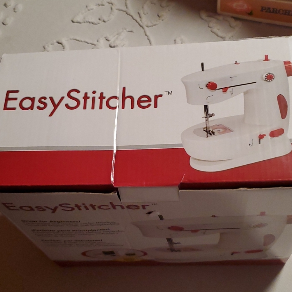 New In Box Easy Stitcher - Picture 11 of 12